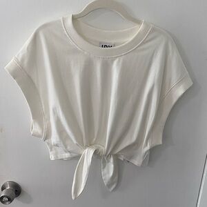 JDY Women’s Tie Front Cropped T-Shirt in White
